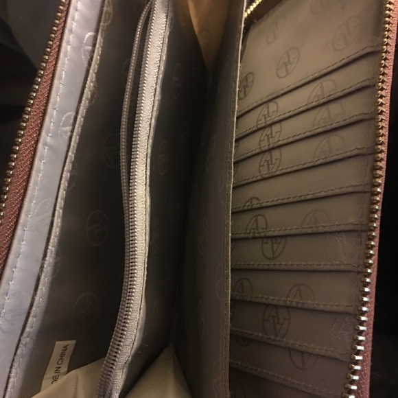 Adrienne Vittadini Wallet - Picture 3 of 4